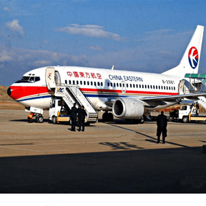 遵义新舟空运公司航空快运业稳步发展的原因是什么？